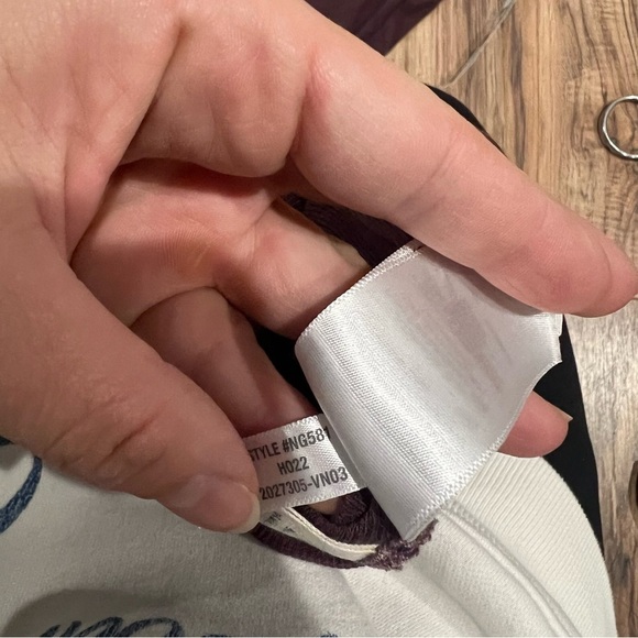 Madewell Fine Ribbed Supercrop Crewneck Long-Sleeve Tee - Picture 9 of 13